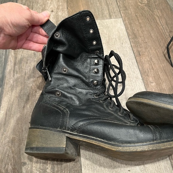 Steve Madden PARTO Black Combat Moto Boots 2 way Fold Down Women's sz 8M - Picture 3 of 9